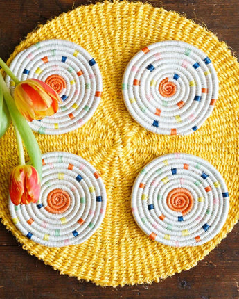 Handwoven Sisal Circle Table mat/Placemat 'Yellow Sunshine'-Placemat-AARVEN