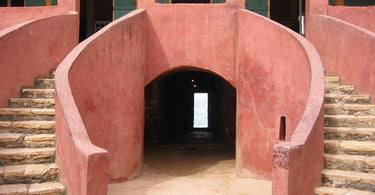 Travel | Gorée Island & The "House of Slaves"