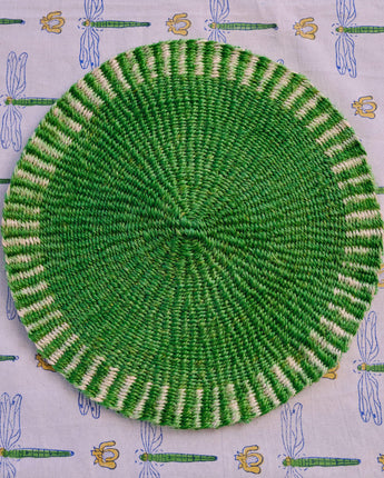 Handwoven Sisal Circle Table mat/Placemat 'Green Striped Edge'