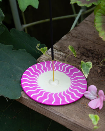 Kenyan Soapstone Round Incense Holder 'Pink Waves'